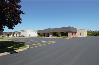 100 Elmgrove Park, Gates